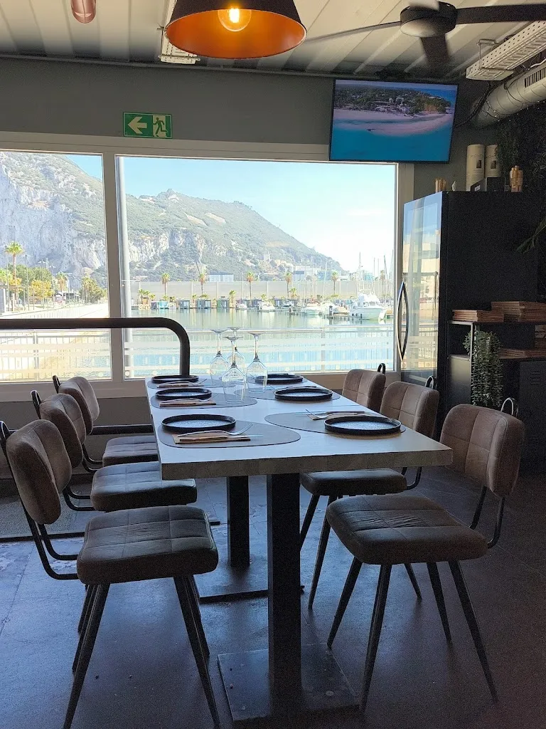 Bitácora Restaurant_Línea de la Concepción La_slider_image_3