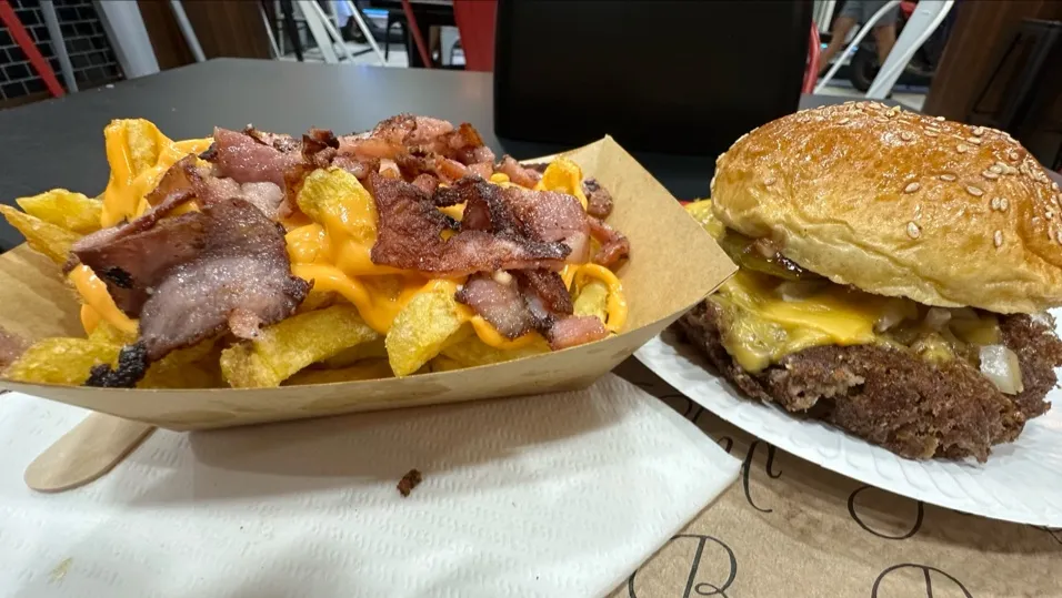 mafranco 95_The Beast Burger La Línea_Línea de la Concepción La_review