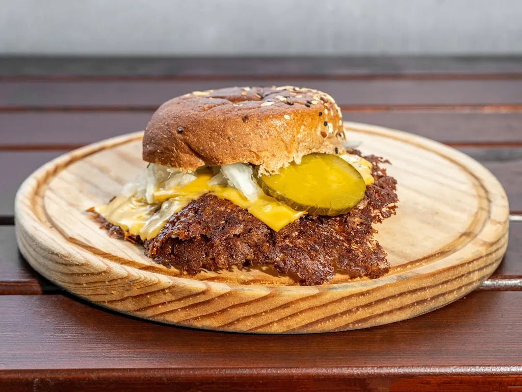 The Beast Burger La Línea_Línea de la Concepción La_slider_image_2