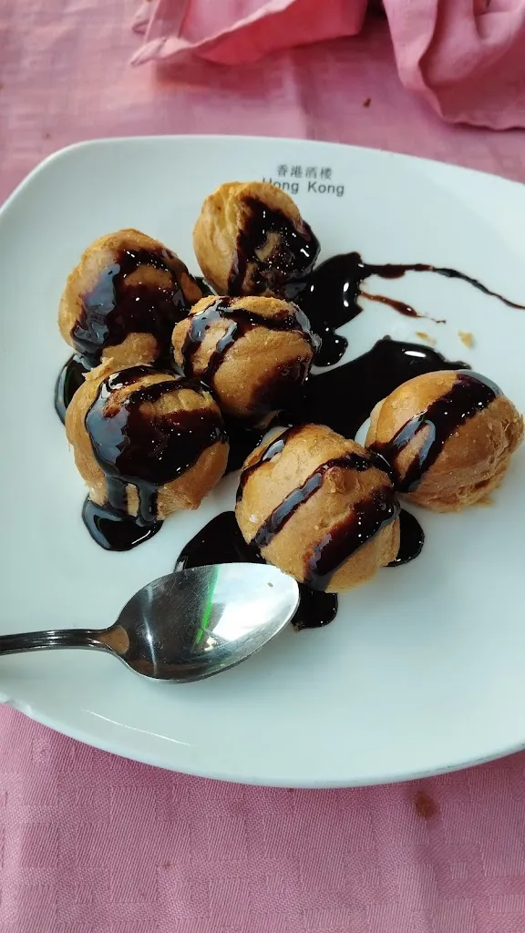 Mark Linney_Restaurante chino Wok Hong Kong 2_Línea de la Concepción La_review