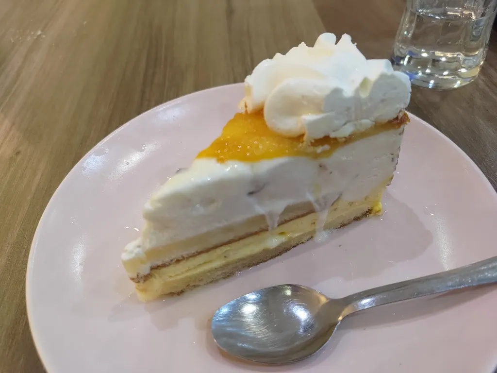 Amy S _ARABIA_Línea de la Concepción La_review