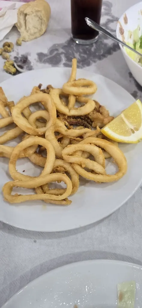 Rachid El-Gharbouni_Nuevo Hermanos Tomilleros_Línea de la Concepción La_review