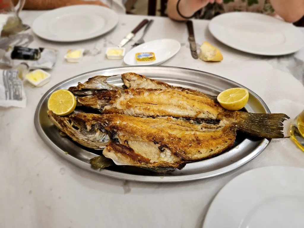 Daniel Licudi_Nuevo Hermanos Tomilleros_Línea de la Concepción La_review