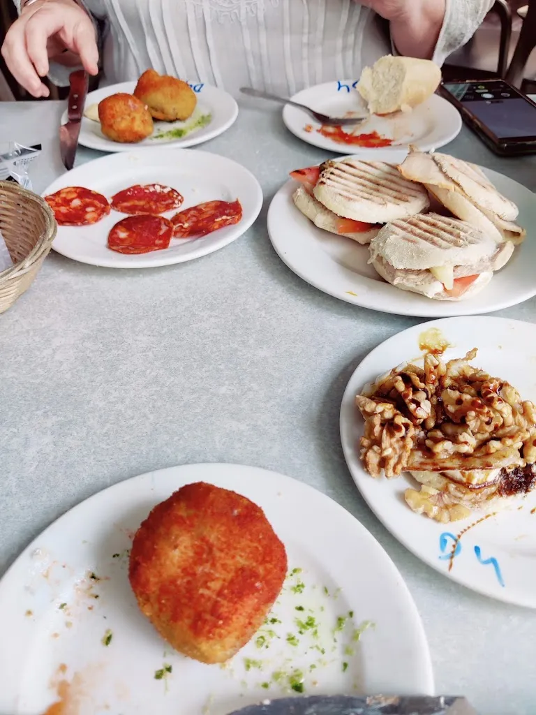 Kim Scott_Casa Puri_Línea de la Concepción La_review