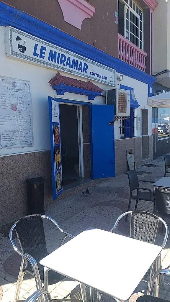 Restaurante bar le miramar_Línea de la Concepción La_slider_image_3