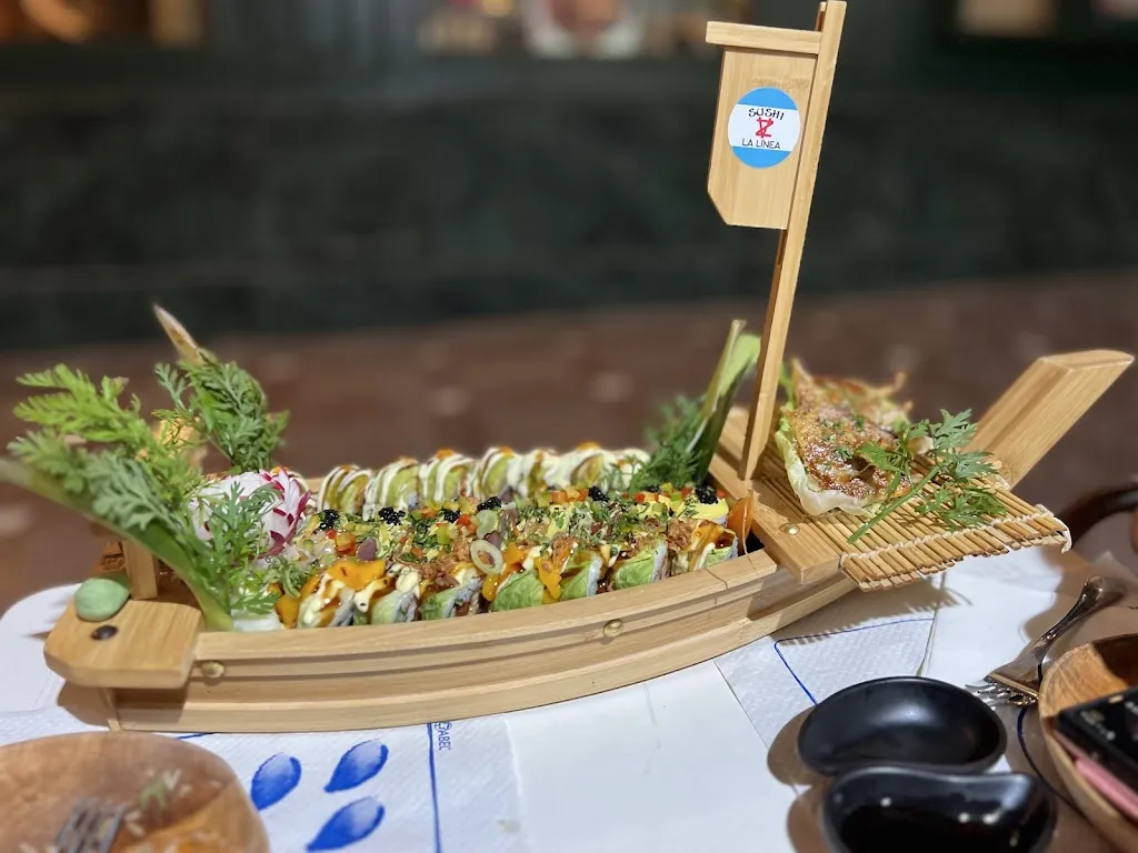 Nicolae Cristian_TOKYO SUSHI BAR_Línea de la Concepción La_review