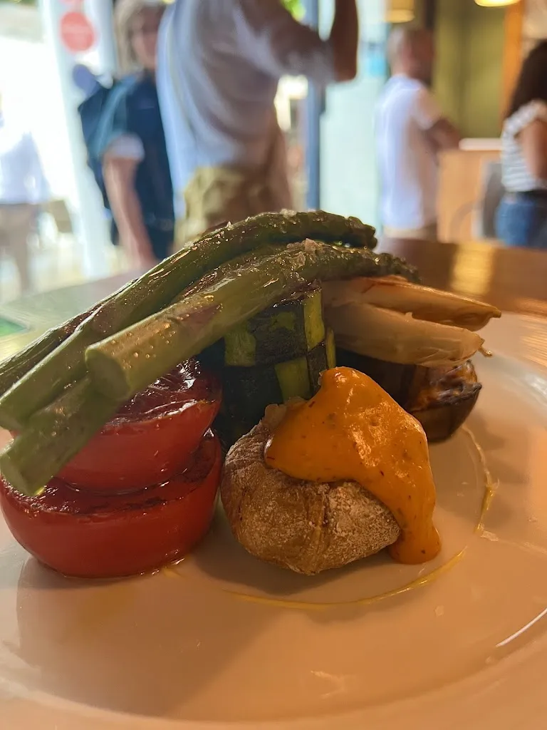 Nicola R_Bar & Restaurante Albores_Jerez de la Frontera_review