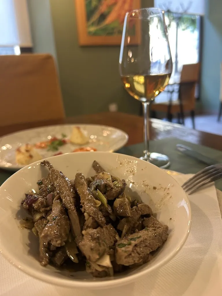 May Yefremova_Bar & Restaurante Albores_Jerez de la Frontera_review