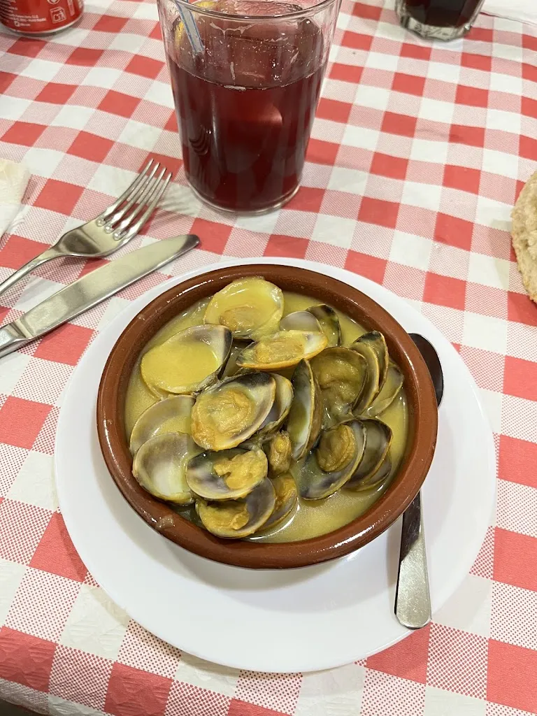 Myrto2002_El Cruce_Trazo_review