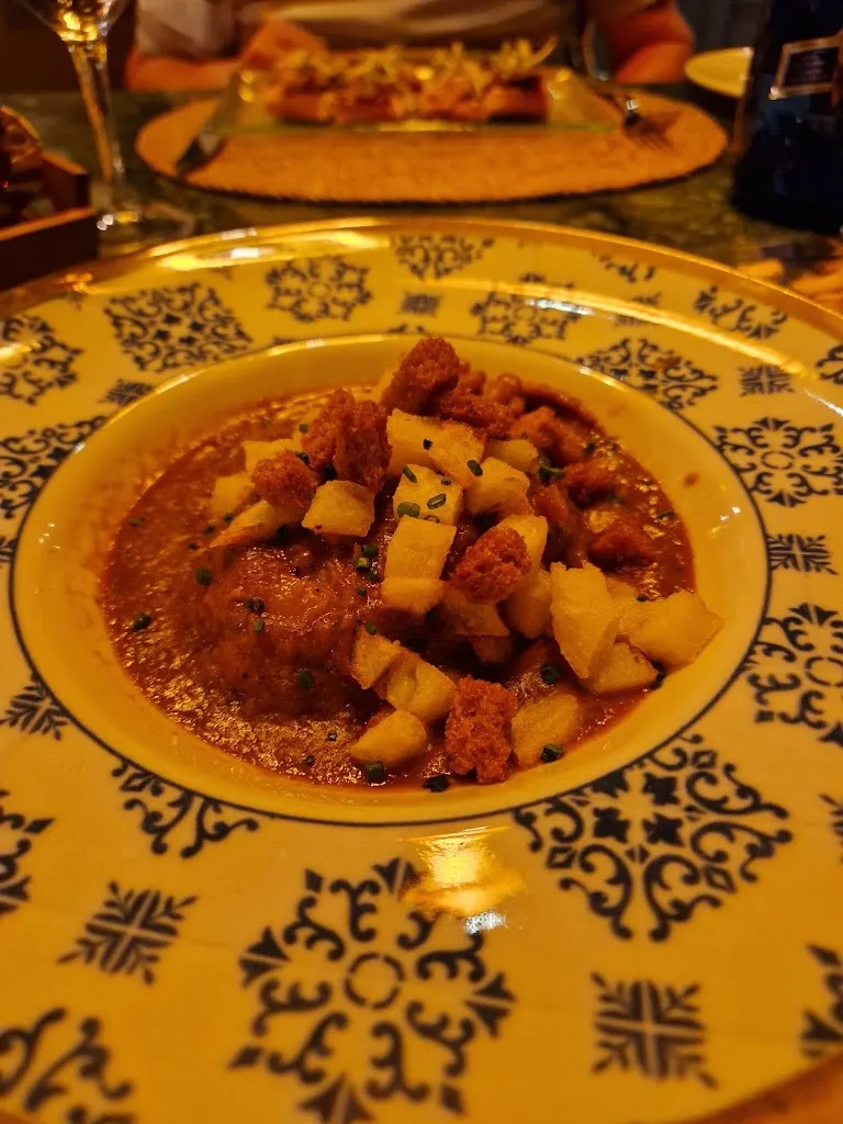 Melvin Richmond_Restaurante AQ35 • Patio de los Naranjos_Jerez de la Frontera_review