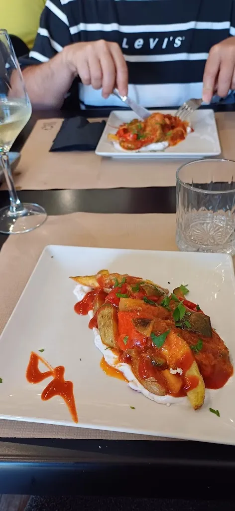 Krzysztof Błaszczak_A Bocados_Jerez de la Frontera_review