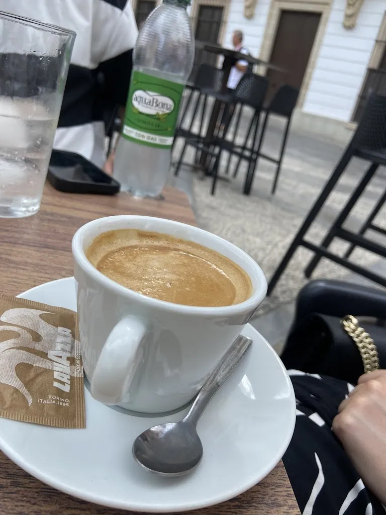 Fran García_Palique Coloquio Bar_Jerez de la Frontera_review