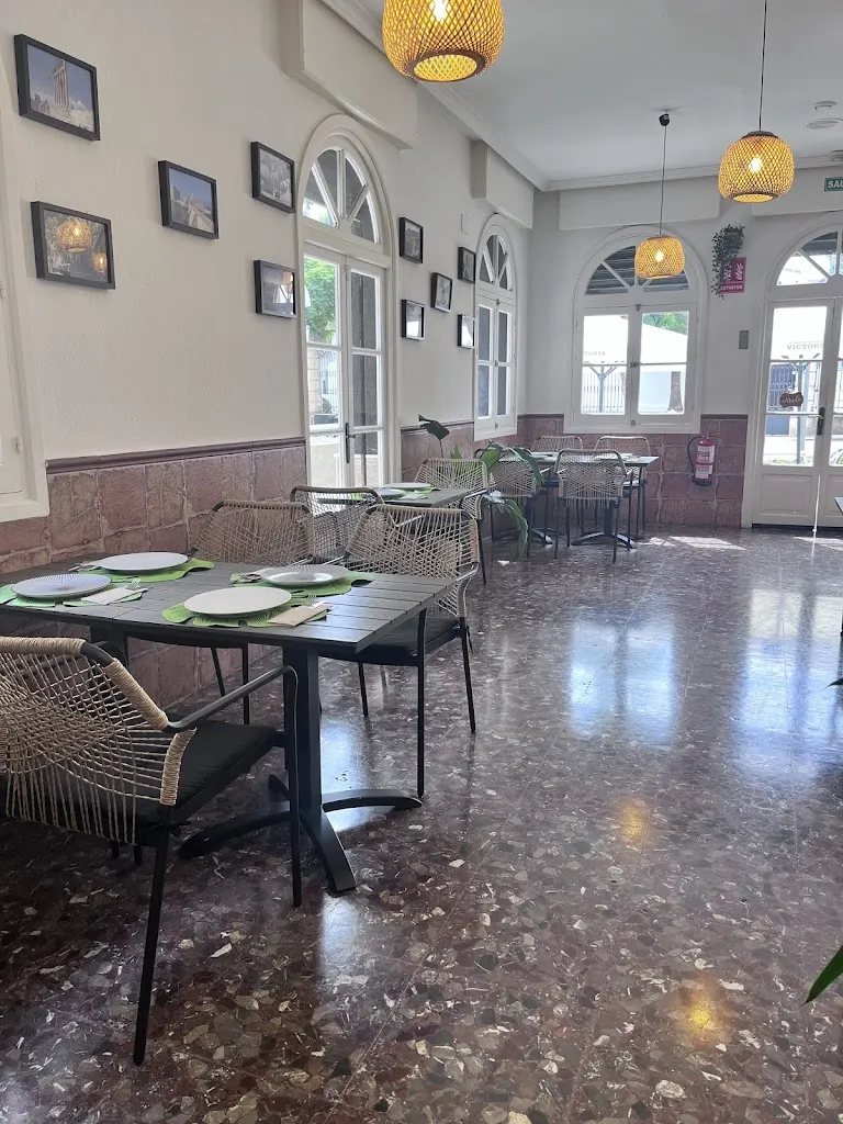 Seeking Wisdom_Restaurante Hola Beirut_Jerez de la Frontera_review