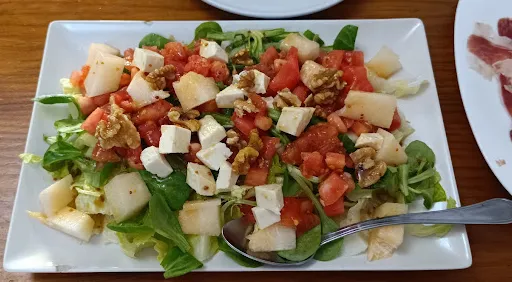 Mesón Rural Iptuci_Prado del Rey_slider_image_2