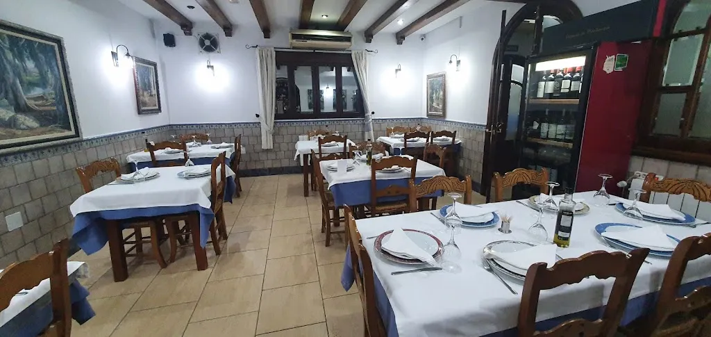 Restaurante Caicos restaurant in Prado del Rey