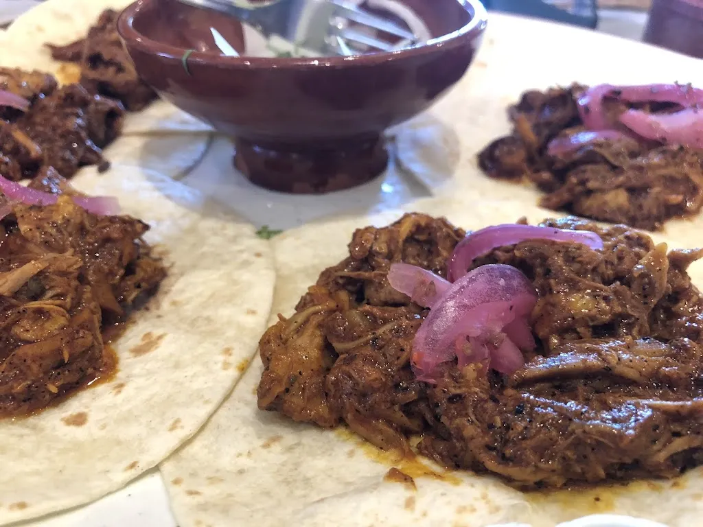 Jose Luis_Órale Un Pedacito_Trazo_recensione