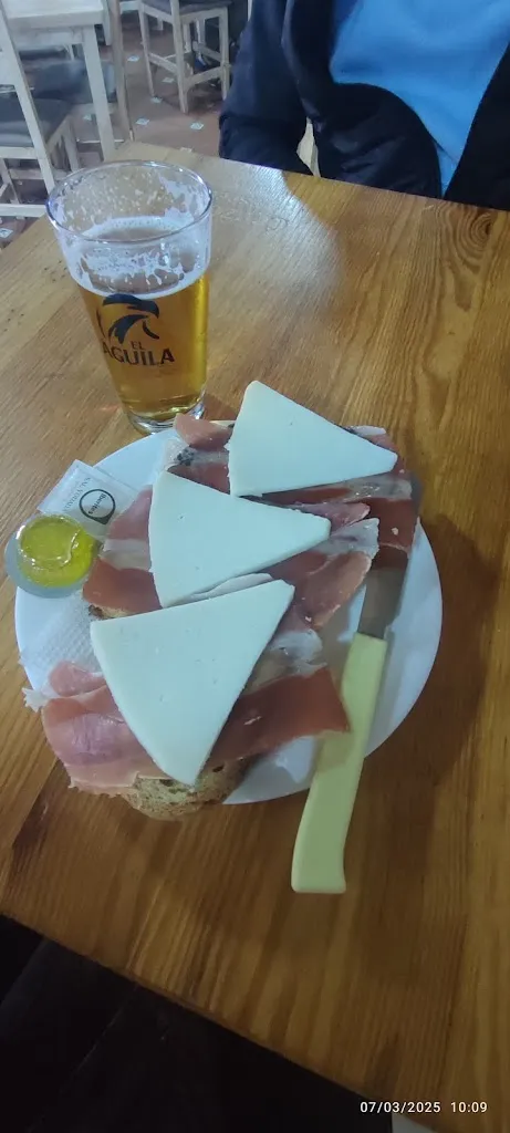 Laabuela_BAR EL CHOZO_Prado del Rey_review