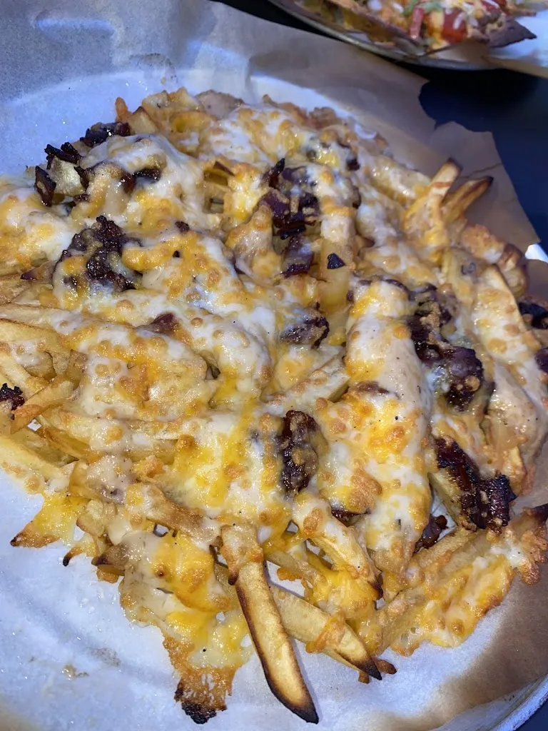 Álvaro Jiménez_Gallo D´Oro Pizza & Burgers_Prado del Rey_review