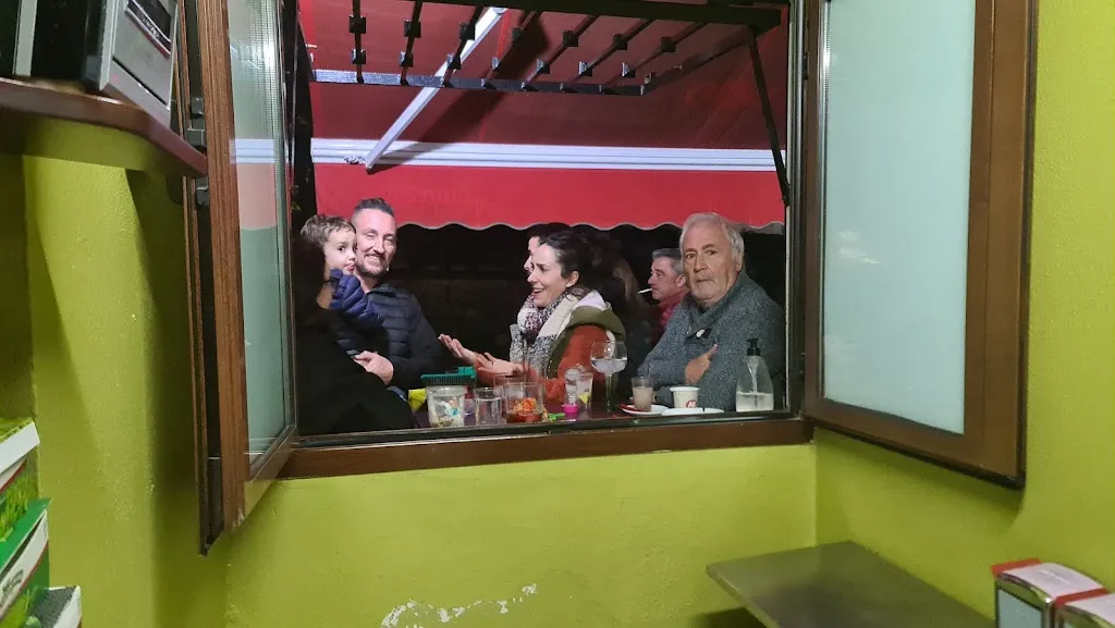 Bar BB+ restaurant in Prado del Rey