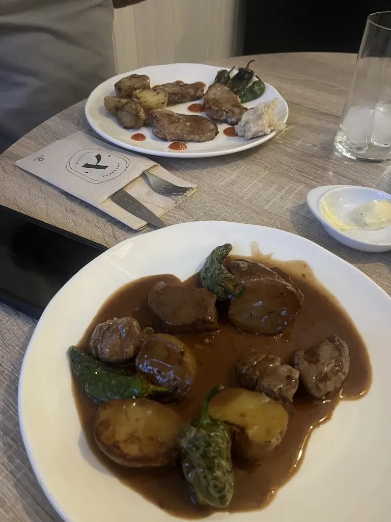 Diane Leddy_La Tarara Neotaberna_Olvera_review