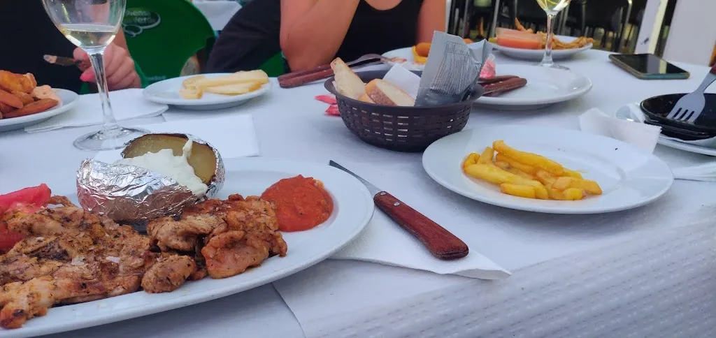 Menu_Bar El Parque_Olvera_image_6