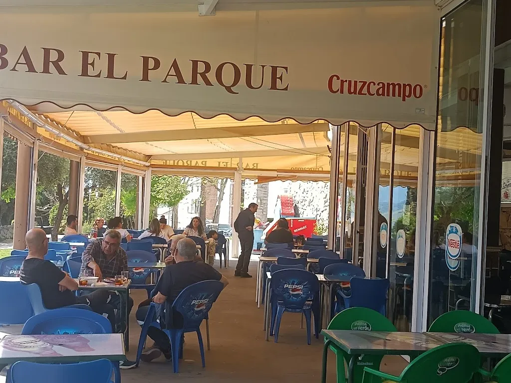 Bar El Parque restaurant in Olvera