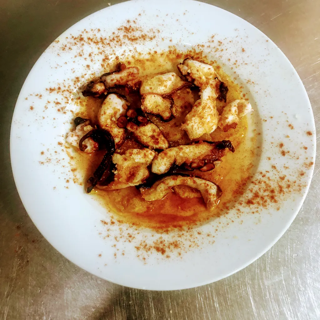 Bar Lo Nuestro_Olvera_slider_image_3