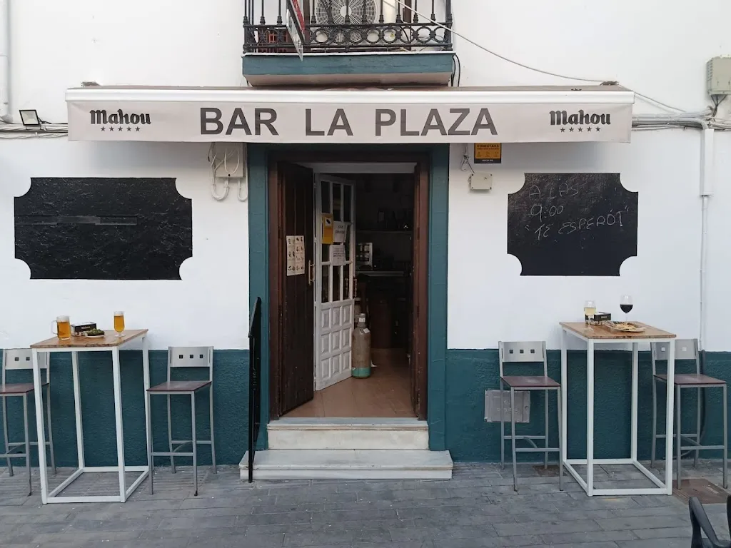 Bar La Plaza_Olvera_slider_image_3