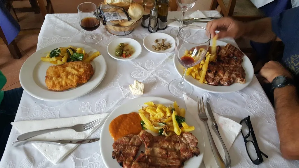 antonio piña_Mesón Restaurante Lirios_Olvera_review