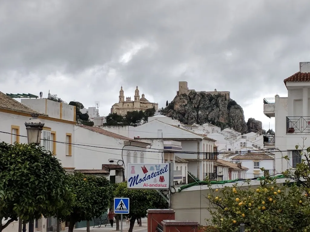 Mesón Restaurante Lirios_Olvera_slider_image_2