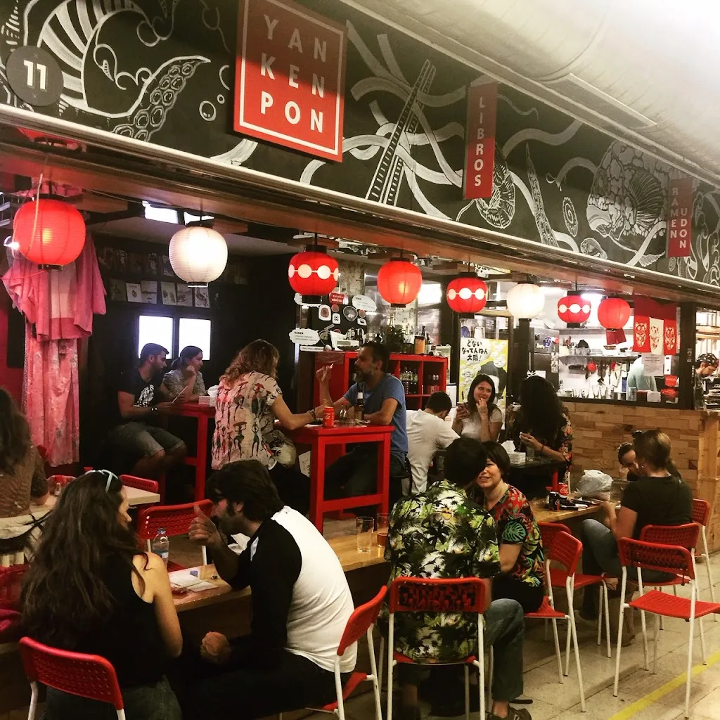 YAN KEN PON Mercado de San Fernando restaurant in San Fernando