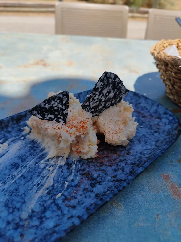 Luisfer Carmonor_Estación de Puerto Serrano_Puerto Serrano_review