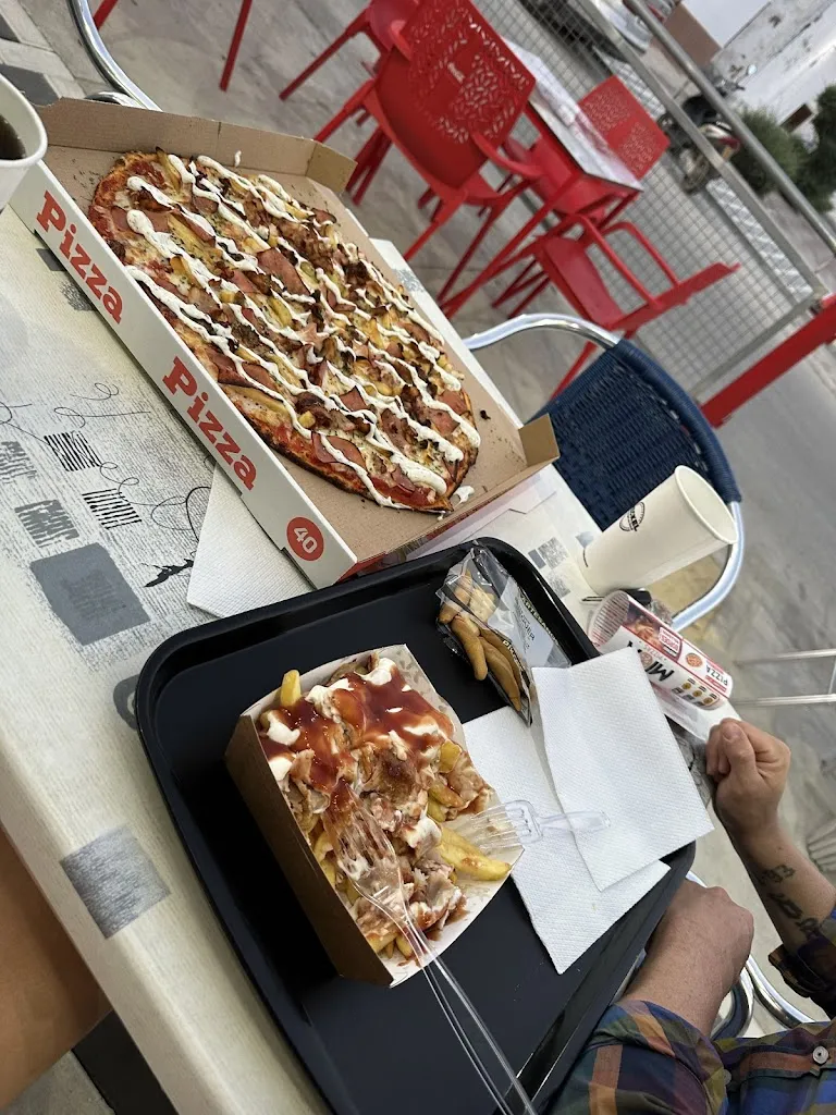 Menu_Pizzas MiCa_Puerto Serrano_image_6