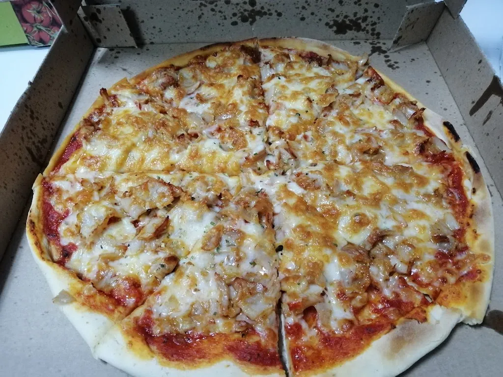 Casa De Kebab Y Pizzas restaurant in Puerto Serrano