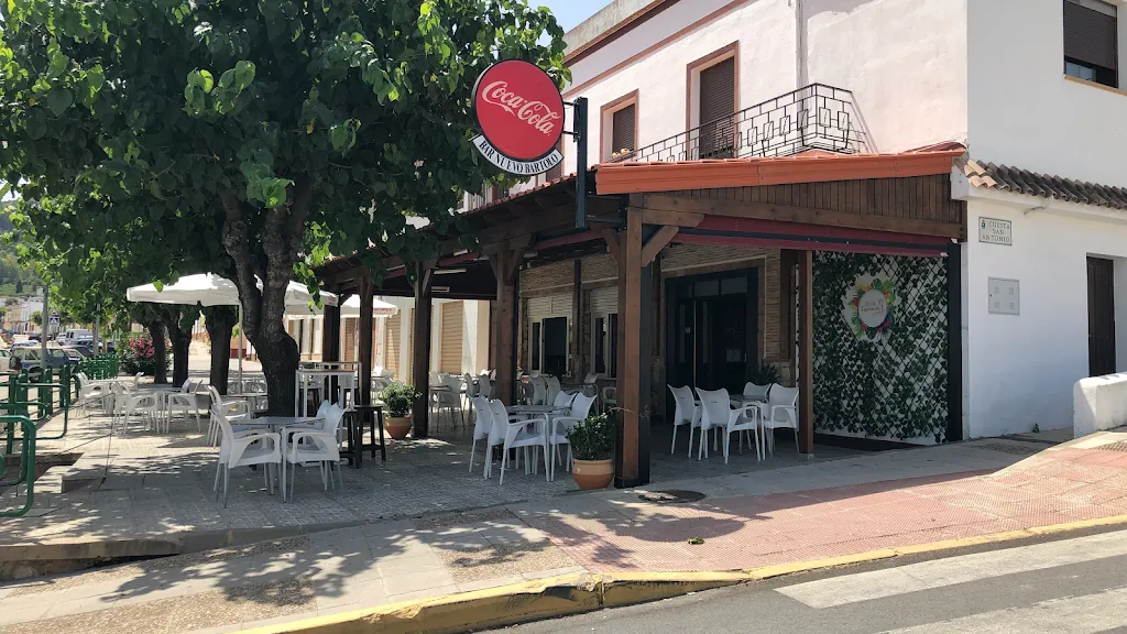Ando Tapeando restaurant in San José del Valle