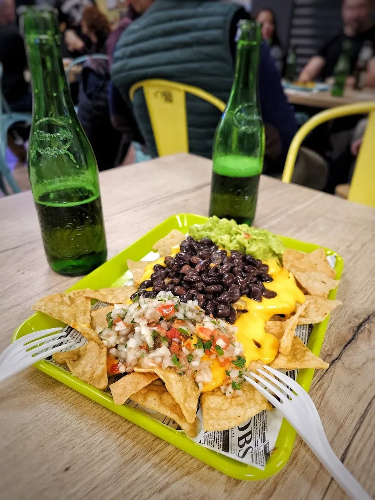 Menu_Me vale madre_Trazo_image_5