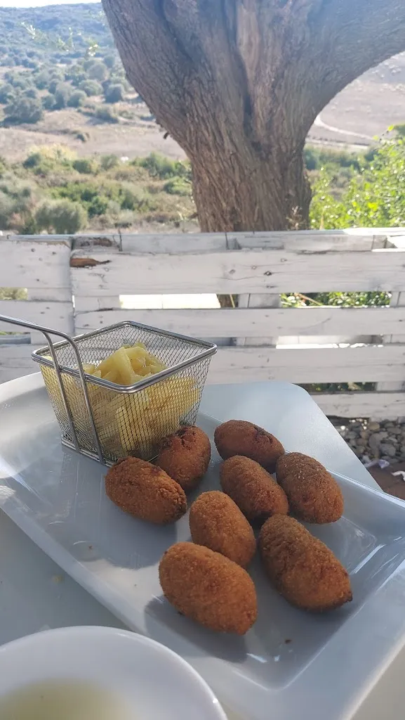 Paula_Grupo el duende A&GFinca el acebuchal_San José del Valle_review