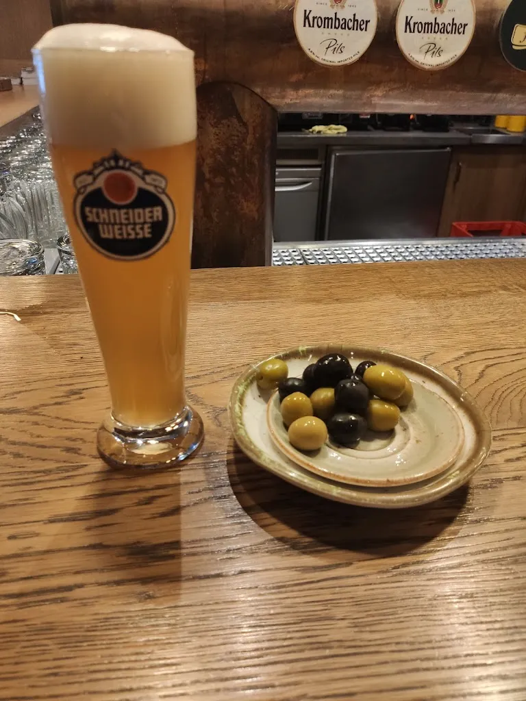 Menu_Restaurante - Cervecería Fass Concha Espina_Trazo_image_8