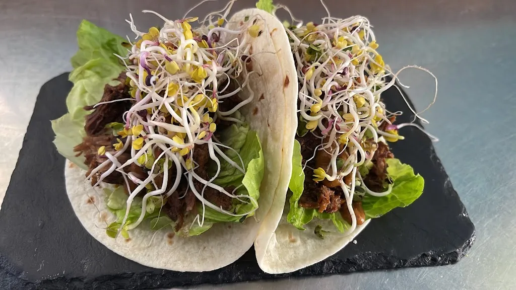 Bar La hora del puerto_Puerto de Santa María El_slider_image_3