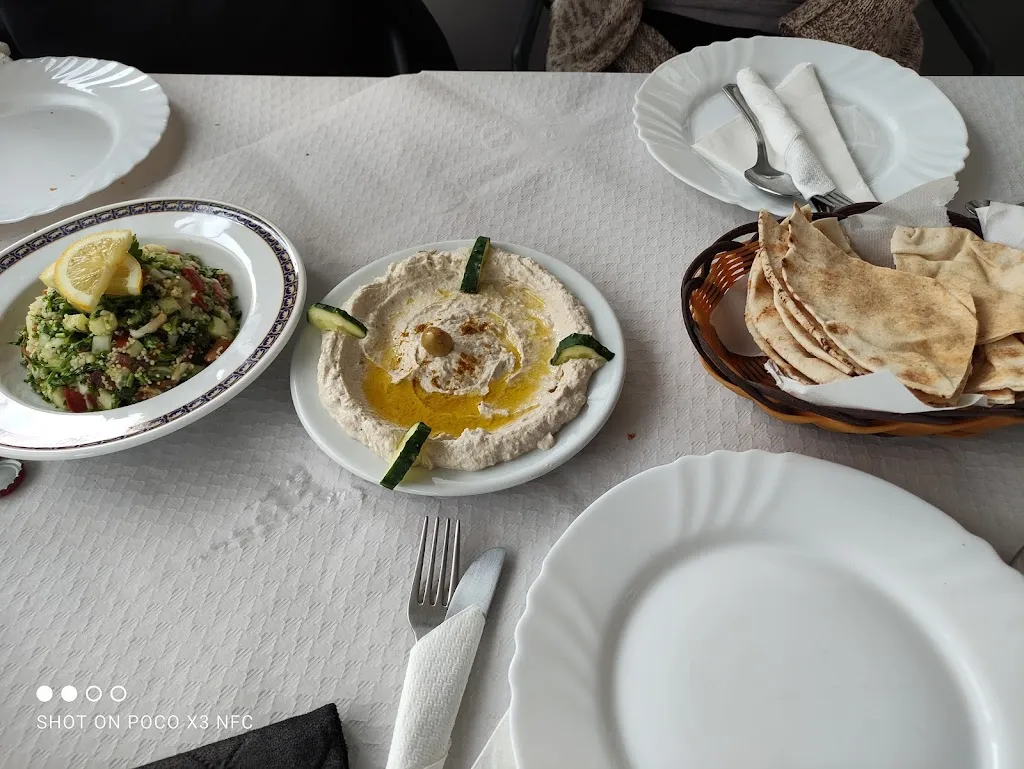 Menu_Al Sultán: restaurante espectáculo_Trazo_image_6