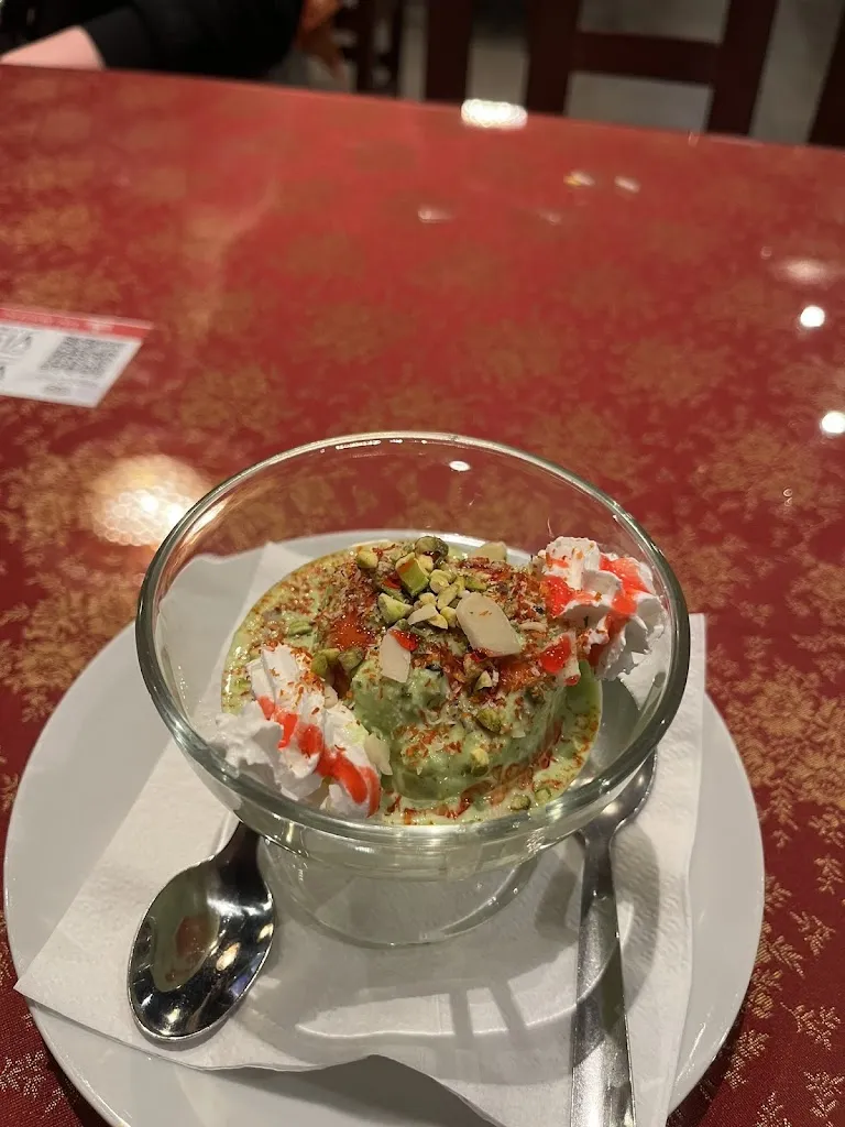 Gábor Budai_Taj Mahal V_Puerto de Santa María El_review