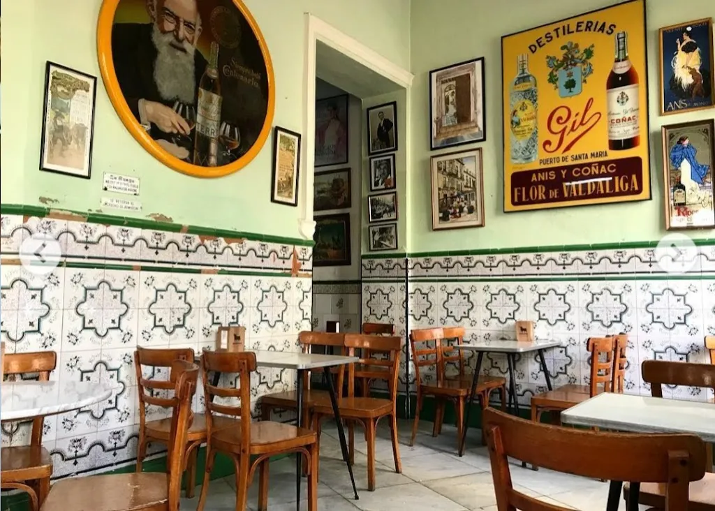 Bar Vicente Los Pepes restaurant in Puerto de Santa María El