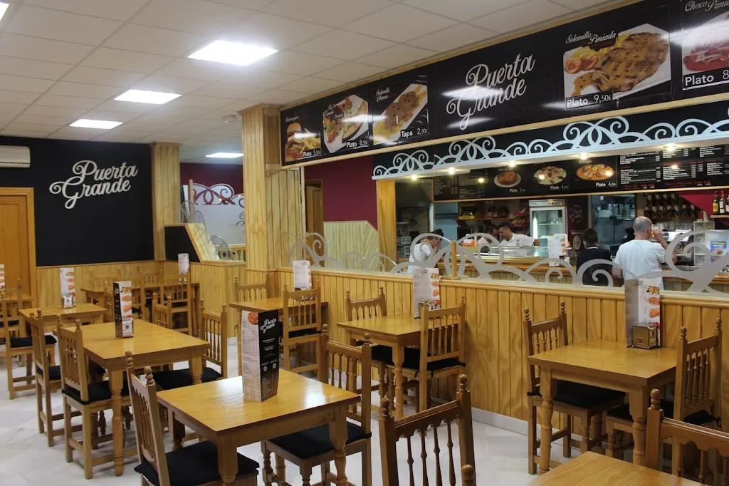 Bar Puerta Grande restaurant in Puerto de Santa María El
