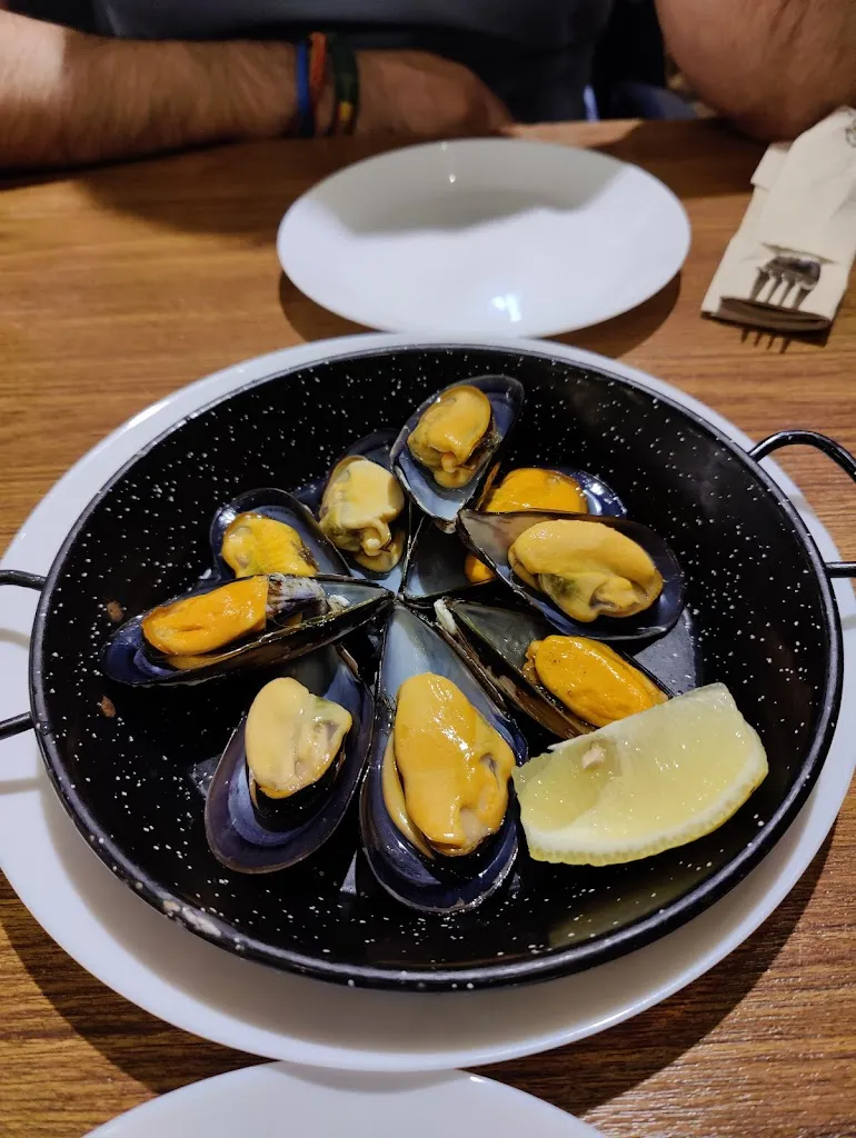 Montse Luque_Bendita Taberna_Puerto de Santa María El_review