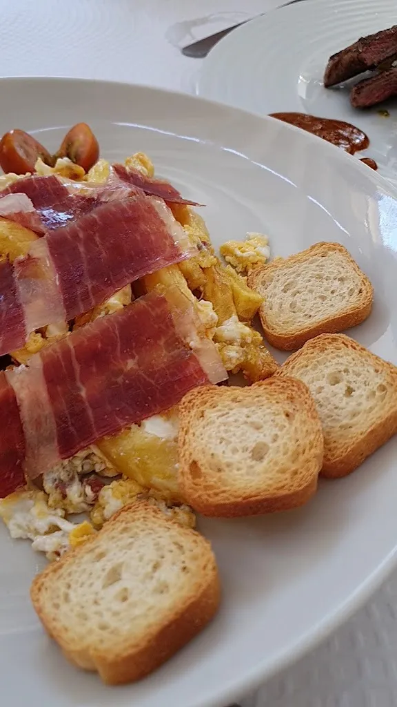 Mesón Huerta Primera_Setenil de las Bodegas_slider_image_2