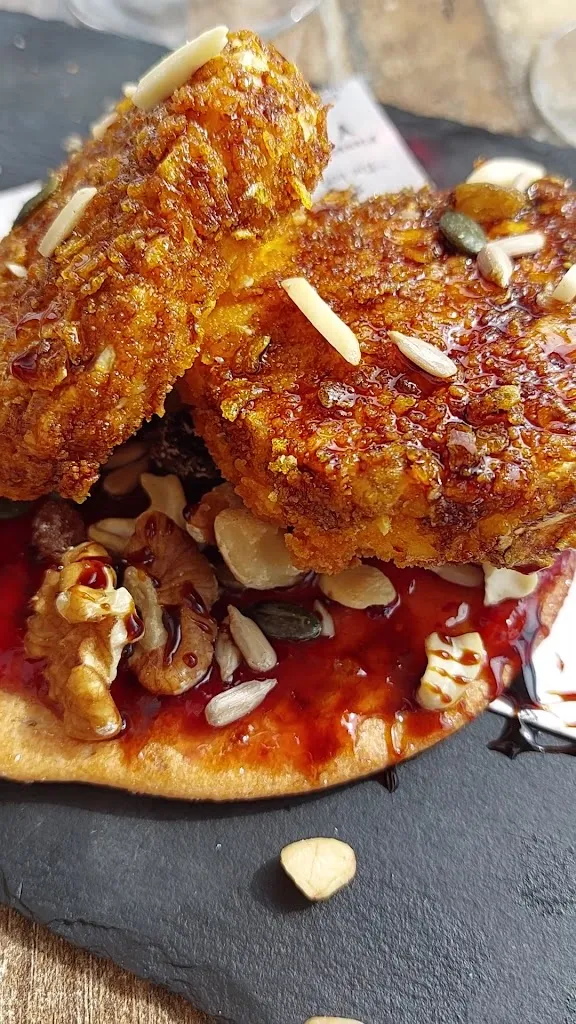 Bar Restaurante Cueva El Bandolero_Setenil de las Bodegas_slider_image_2