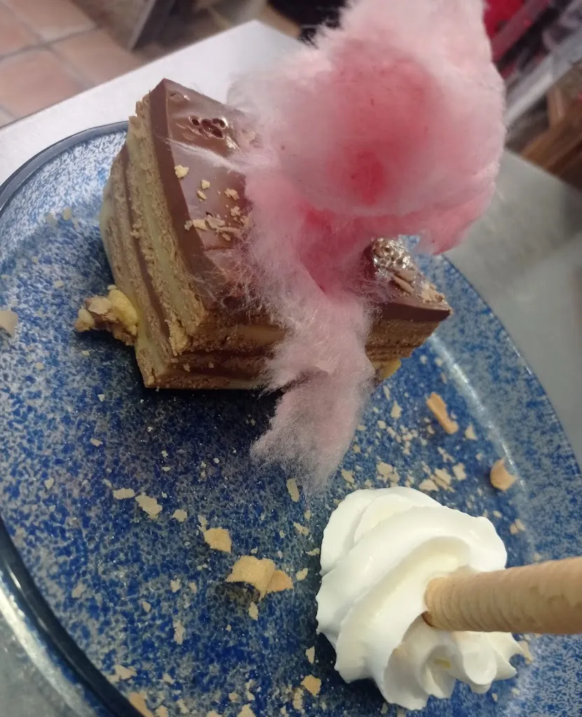 Bar Restaurante Cueva El Bandolero_Setenil de las Bodegas_slider_image_3