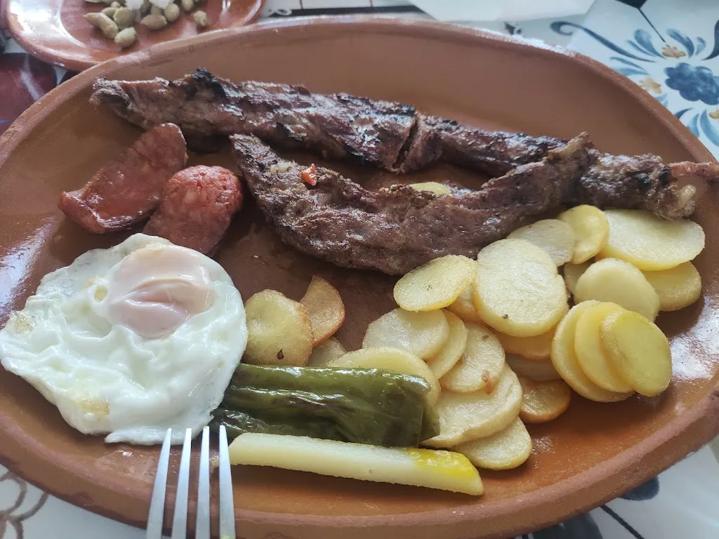 Bar Restaurante Chema_Torre Alháquime_slider_image_2