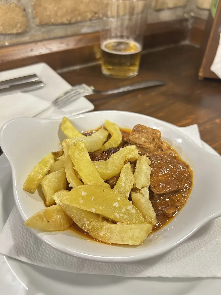 Kinga Krupa_Mesón La Plaza_Puerto Real_review