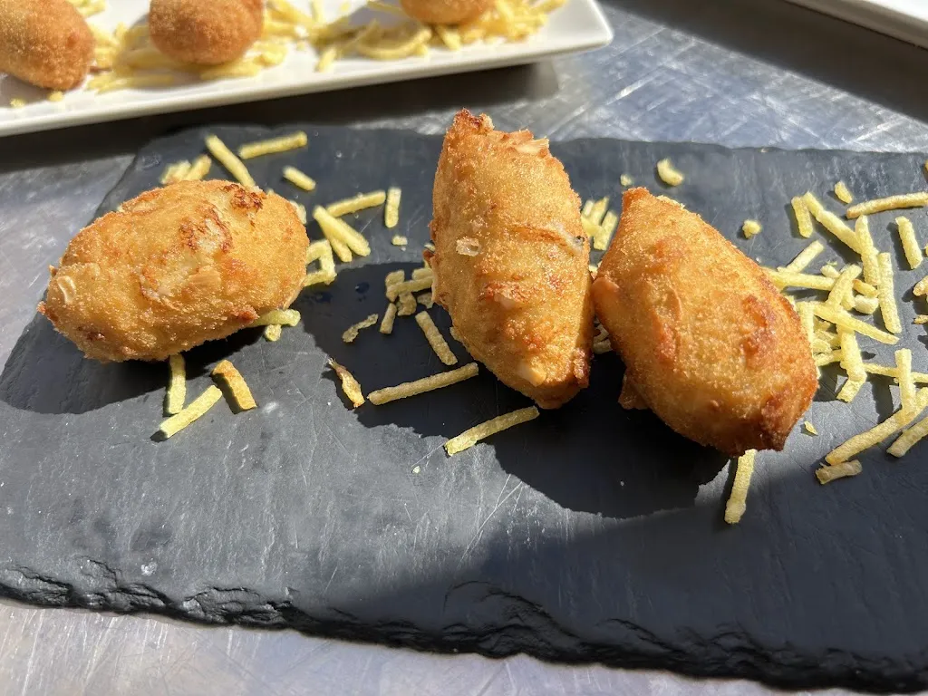 Mesón La Plaza_Puerto Real_slider_image_3